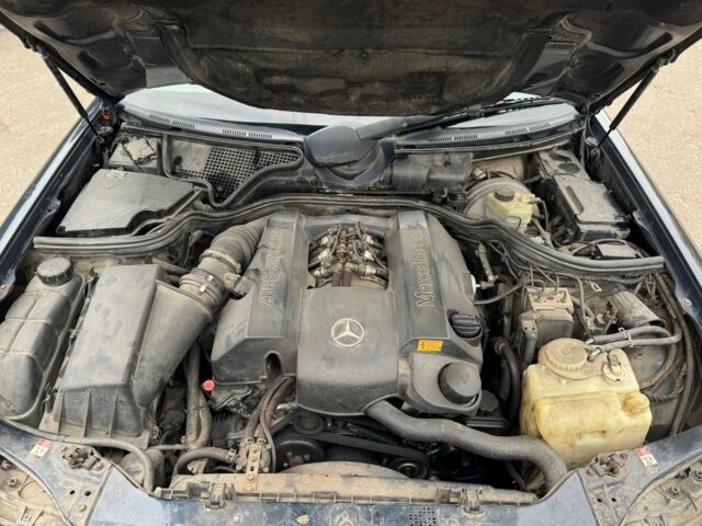 Чорний Мерседес 280, об'ємом двигуна 2.8 л та пробігом 300 тис. км за 1800 $, фото 7 на Automoto.ua