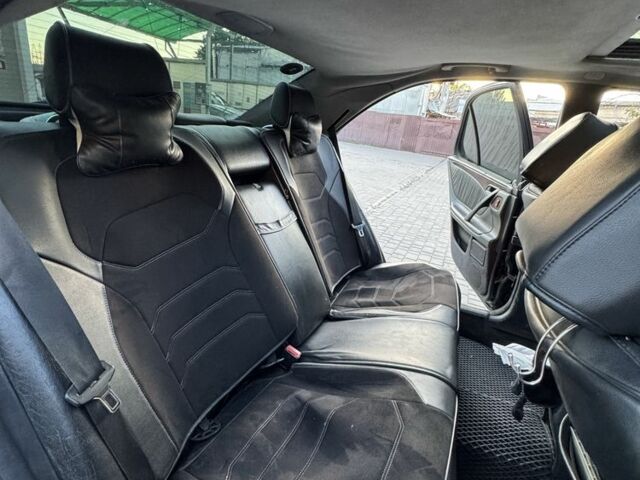 Черный Мерседес 280, объемом двигателя 2.8 л и пробегом 490 тыс. км за 3700 $, фото 7 на Automoto.ua