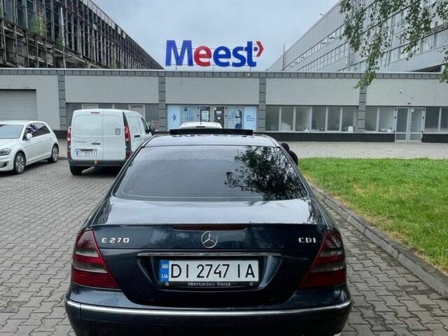 Черный Мерседес 280, объемом двигателя 2.7 л и пробегом 520 тыс. км за 3200 $, фото 5 на Automoto.ua