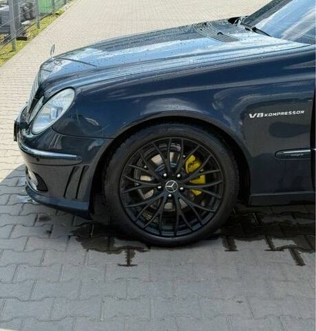 Черный Мерседес 280, объемом двигателя 3.2 л и пробегом 401 тыс. км за 11000 $, фото 5 на Automoto.ua