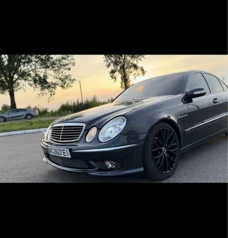 Черный Мерседес 280, объемом двигателя 3.2 л и пробегом 401 тыс. км за 11000 $, фото 7 на Automoto.ua