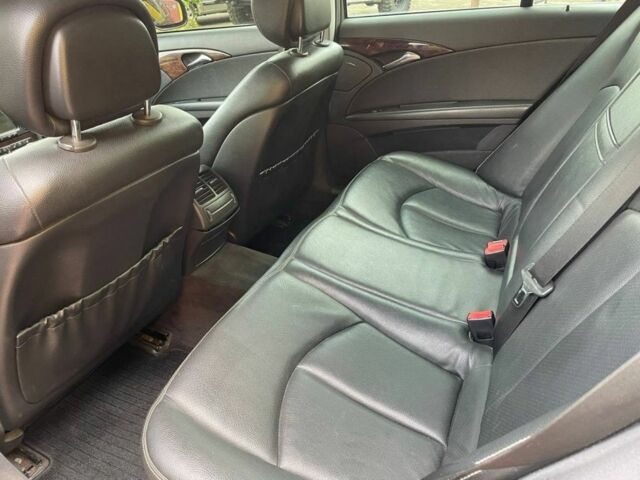 Черный Мерседес 280, объемом двигателя 3 л и пробегом 120 тыс. км за 4600 $, фото 3 на Automoto.ua