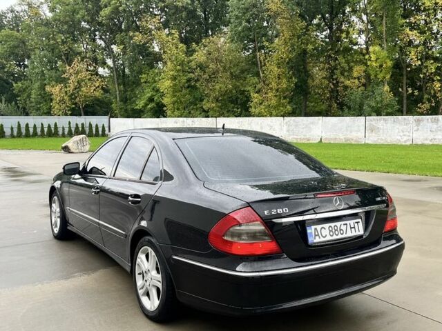 Черный Мерседес 280, объемом двигателя 3 л и пробегом 352 тыс. км за 7200 $, фото 4 на Automoto.ua