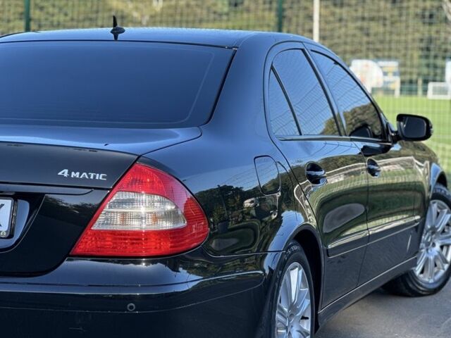 Черный Мерседес 280, объемом двигателя 3 л и пробегом 236 тыс. км за 7750 $, фото 9 на Automoto.ua