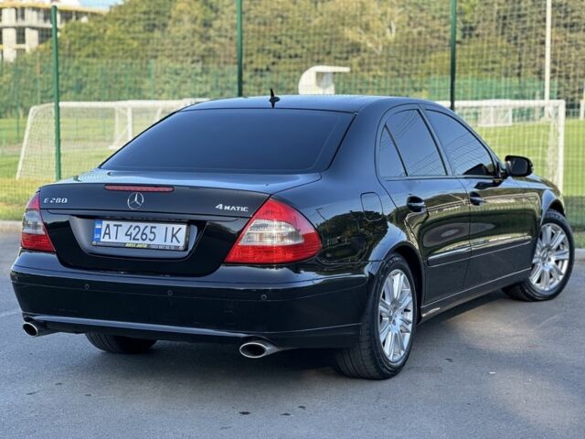Черный Мерседес 280, объемом двигателя 3 л и пробегом 236 тыс. км за 7750 $, фото 7 на Automoto.ua