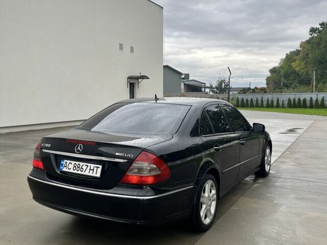 Черный Мерседес 280, объемом двигателя 3 л и пробегом 352 тыс. км за 7200 $, фото 3 на Automoto.ua