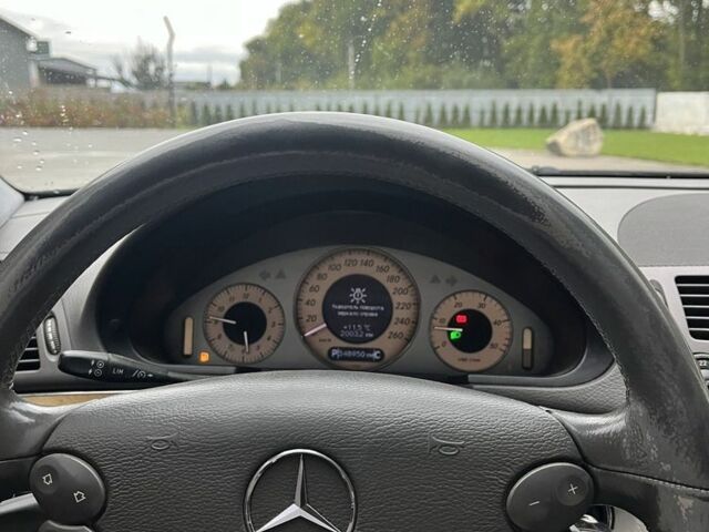 Черный Мерседес 280, объемом двигателя 3 л и пробегом 352 тыс. км за 7200 $, фото 8 на Automoto.ua