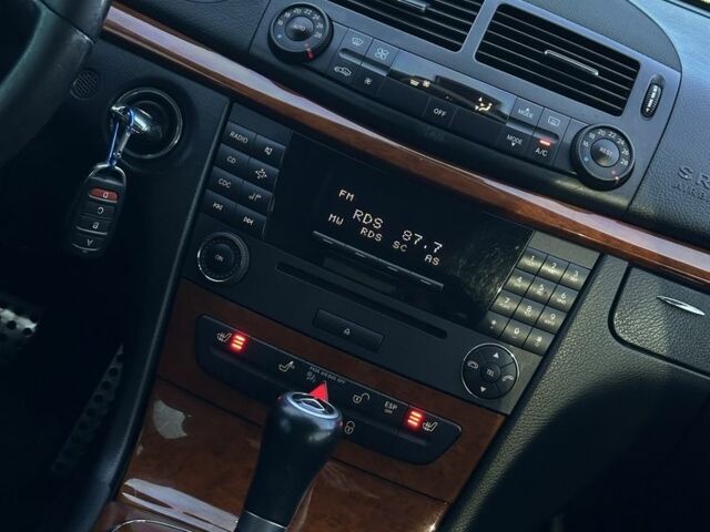 Черный Мерседес 280, объемом двигателя 3 л и пробегом 236 тыс. км за 7750 $, фото 23 на Automoto.ua