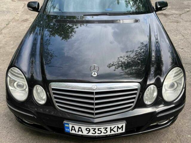 Черный Мерседес 280, объемом двигателя 3 л и пробегом 212 тыс. км за 7500 $, фото 2 на Automoto.ua