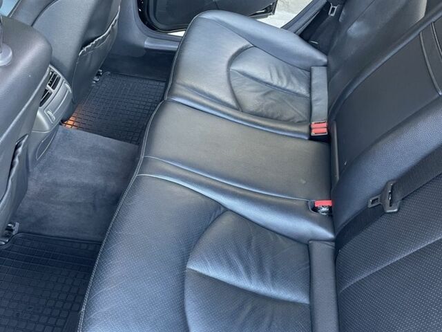 Черный Мерседес 280, объемом двигателя 2.7 л и пробегом 350 тыс. км за 7700 $, фото 4 на Automoto.ua