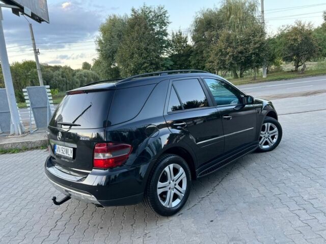 Черный Мерседес 280, объемом двигателя 3 л и пробегом 260 тыс. км за 6700 $, фото 2 на Automoto.ua