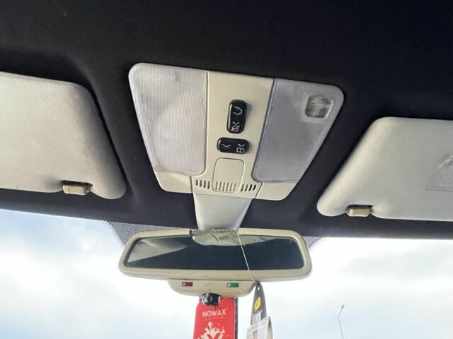 Фиолетовый Мерседес 280, объемом двигателя 2.8 л и пробегом 400 тыс. км за 2800 $, фото 15 на Automoto.ua