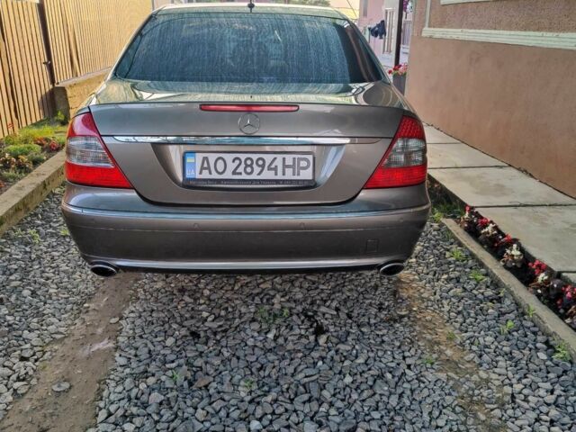 Коричневий Мерседес 280, об'ємом двигуна 3 л та пробігом 288 тис. км за 13000 $, фото 9 на Automoto.ua