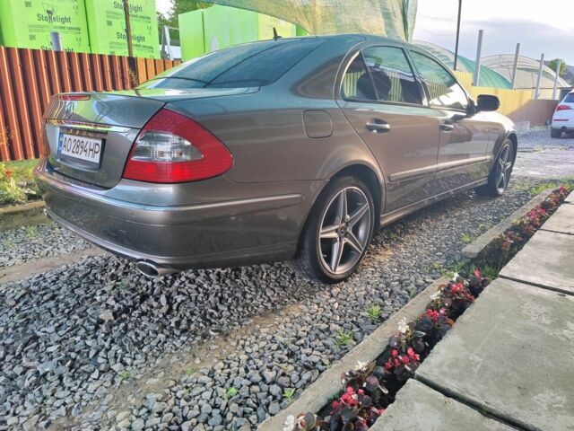 Коричневий Мерседес 280, об'ємом двигуна 3 л та пробігом 288 тис. км за 13000 $, фото 8 на Automoto.ua