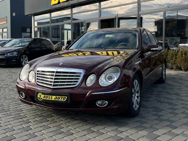 Красный Мерседес 280, объемом двигателя 3 л и пробегом 405 тыс. км за 7500 $, фото 2 на Automoto.ua