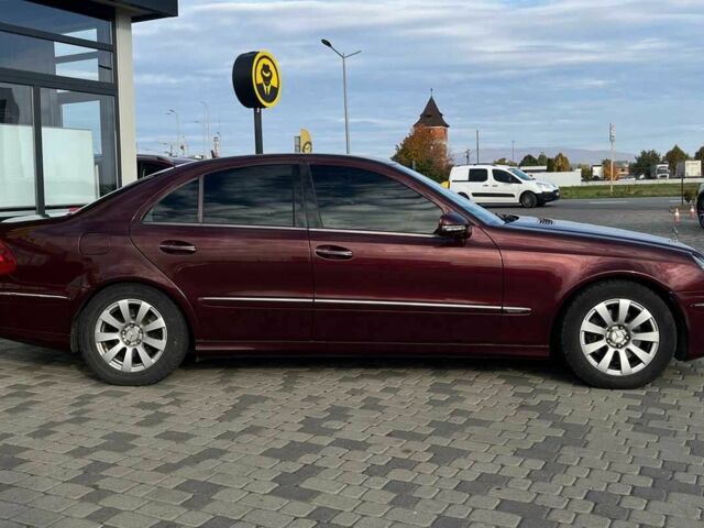 Красный Мерседес 280, объемом двигателя 3 л и пробегом 405 тыс. км за 7500 $, фото 7 на Automoto.ua