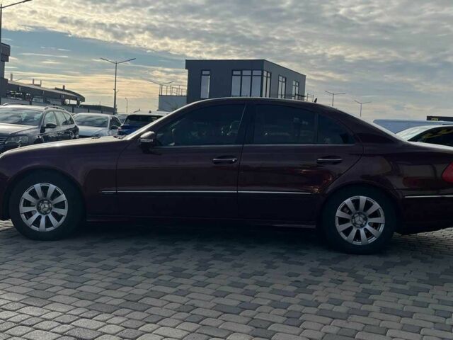 Красный Мерседес 280, объемом двигателя 3 л и пробегом 405 тыс. км за 7500 $, фото 3 на Automoto.ua