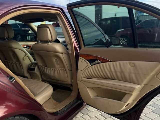 Красный Мерседес 280, объемом двигателя 3 л и пробегом 405 тыс. км за 7500 $, фото 23 на Automoto.ua