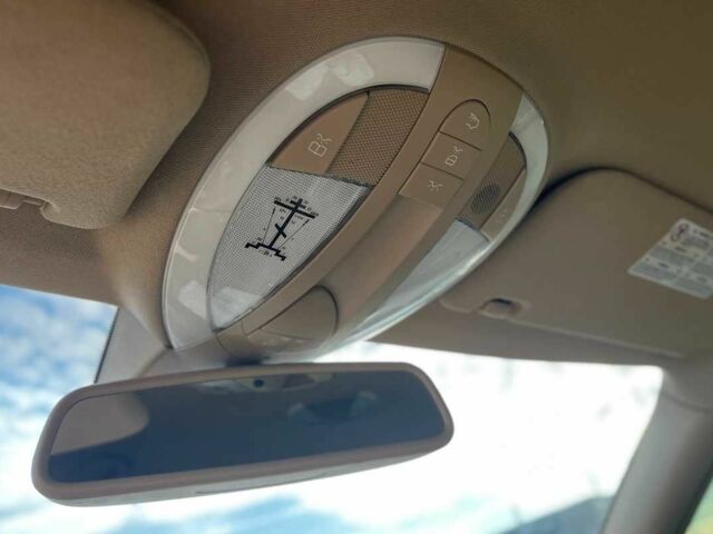 Красный Мерседес 280, объемом двигателя 3 л и пробегом 405 тыс. км за 7500 $, фото 14 на Automoto.ua