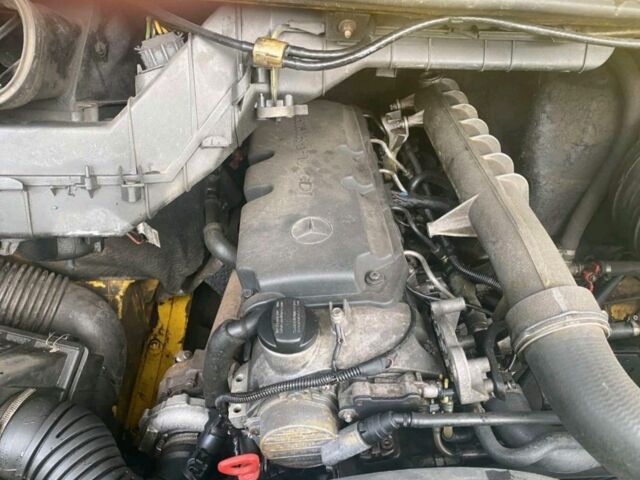 Жовтий Мерседес 280, об'ємом двигуна 2.7 л та пробігом 600 тис. км за 11000 $, фото 8 на Automoto.ua