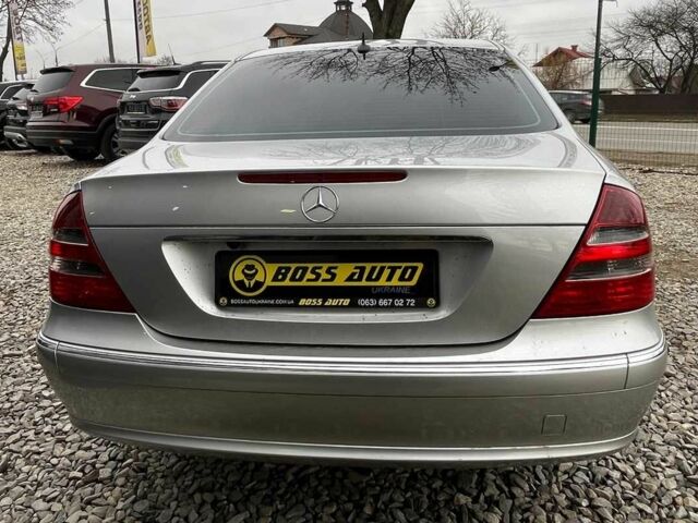 Серый Мерседес 280, объемом двигателя 3.2 л и пробегом 275 тыс. км за 8700 $, фото 6 на Automoto.ua