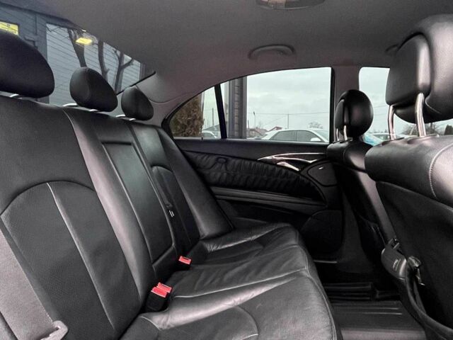 Серый Мерседес 280, объемом двигателя 3.2 л и пробегом 275 тыс. км за 8700 $, фото 22 на Automoto.ua