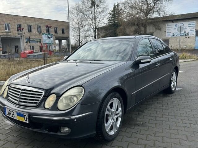 Серый Мерседес 280, объемом двигателя 2.7 л и пробегом 325 тыс. км за 4200 $, фото 1 на Automoto.ua