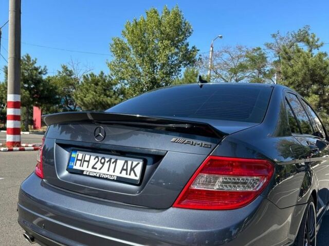 Серый Мерседес 280, объемом двигателя 3 л и пробегом 198 тыс. км за 8600 $, фото 1 на Automoto.ua