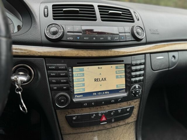 Сірий Мерседес 280, об'ємом двигуна 3 л та пробігом 351 тис. км за 8990 $, фото 20 на Automoto.ua