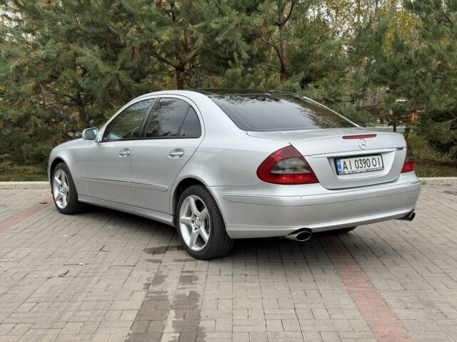 Сірий Мерседес 280, об'ємом двигуна 3 л та пробігом 351 тис. км за 8990 $, фото 3 на Automoto.ua