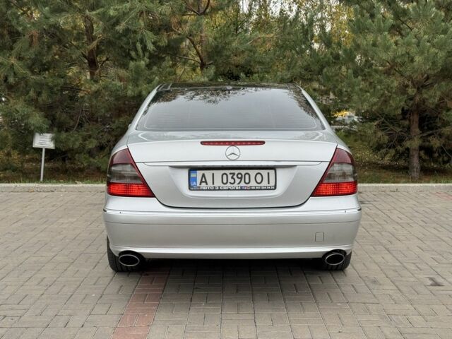 Сірий Мерседес 280, об'ємом двигуна 3 л та пробігом 351 тис. км за 8990 $, фото 4 на Automoto.ua