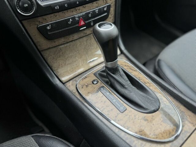 Сірий Мерседес 280, об'ємом двигуна 3 л та пробігом 351 тис. км за 8990 $, фото 17 на Automoto.ua