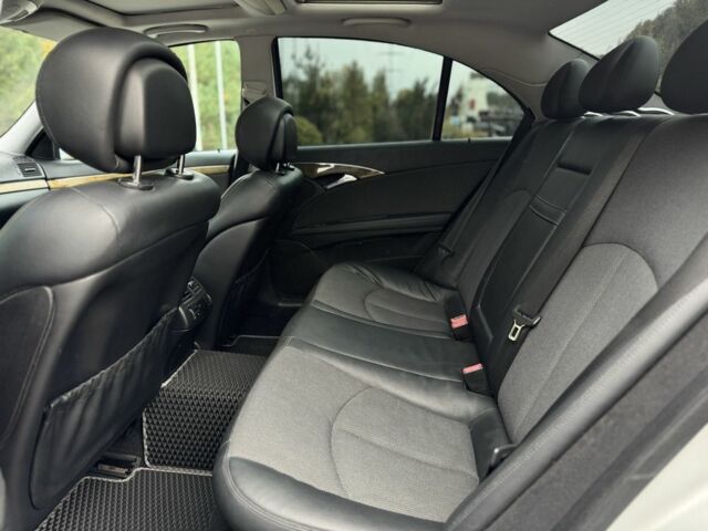 Сірий Мерседес 280, об'ємом двигуна 3 л та пробігом 351 тис. км за 8990 $, фото 10 на Automoto.ua