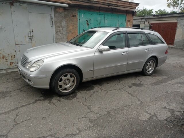 Сірий Мерседес 280, об'ємом двигуна 2.1 л та пробігом 390 тис. км за 4400 $, фото 7 на Automoto.ua