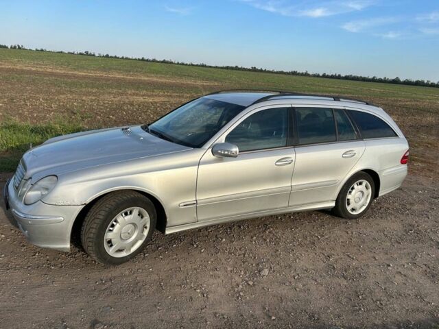 Серый Мерседес 280, объемом двигателя 3.2 л и пробегом 350 тыс. км за 2700 $, фото 4 на Automoto.ua