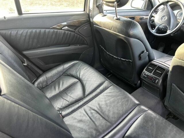 Серый Мерседес 280, объемом двигателя 3.2 л и пробегом 350 тыс. км за 2700 $, фото 5 на Automoto.ua