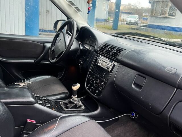 Серый Мерседес 280, объемом двигателя 0 л и пробегом 257 тыс. км за 3250 $, фото 3 на Automoto.ua