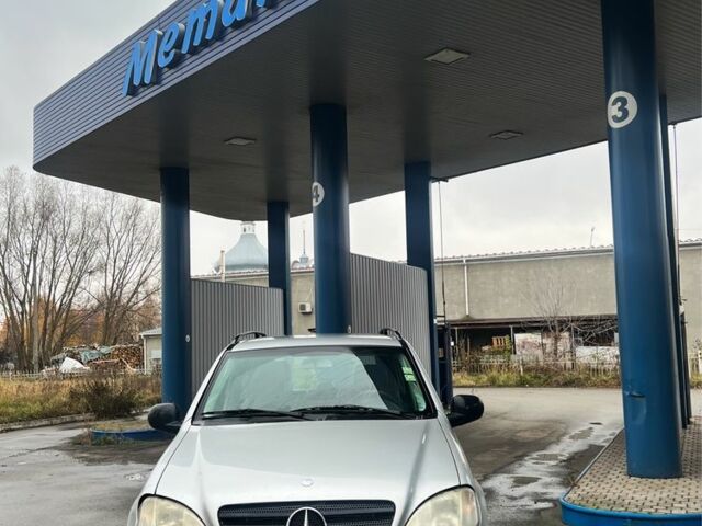 Серый Мерседес 280, объемом двигателя 0 л и пробегом 257 тыс. км за 3250 $, фото 1 на Automoto.ua