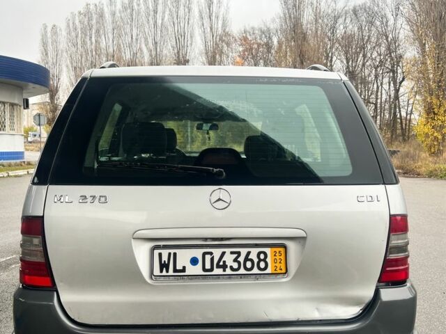 Серый Мерседес 280, объемом двигателя 0 л и пробегом 257 тыс. км за 3250 $, фото 7 на Automoto.ua