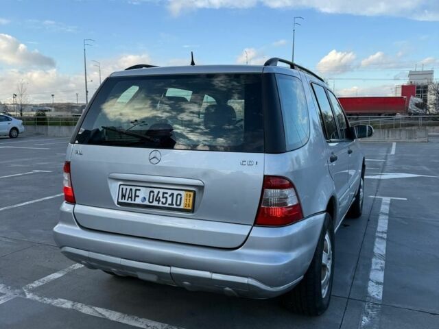 Сірий Мерседес 280, об'ємом двигуна 2.7 л та пробігом 290 тис. км за 4751 $, фото 4 на Automoto.ua