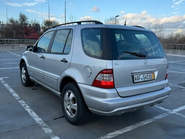 Сірий Мерседес 280, об'ємом двигуна 2.7 л та пробігом 290 тис. км за 4751 $, фото 2 на Automoto.ua