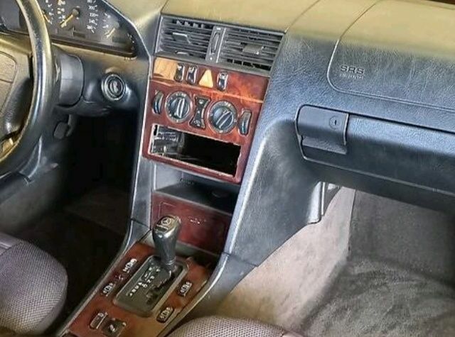 Синій Мерседес 280, об'ємом двигуна 0 л та пробігом 330 тис. км за 1200 $, фото 9 на Automoto.ua