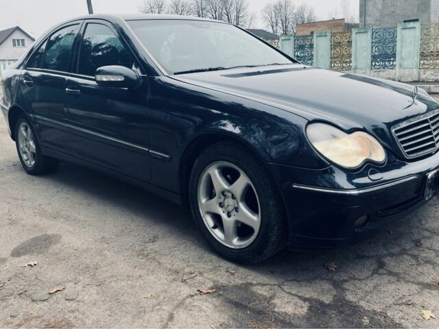 Синій Мерседес 280, об'ємом двигуна 2.7 л та пробігом 350 тис. км за 5500 $, фото 6 на Automoto.ua