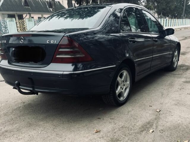 Синій Мерседес 280, об'ємом двигуна 2.7 л та пробігом 350 тис. км за 5500 $, фото 7 на Automoto.ua