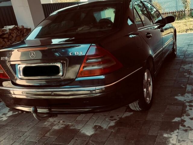 Синій Мерседес 280, об'ємом двигуна 2.7 л та пробігом 350 тис. км за 5500 $, фото 3 на Automoto.ua