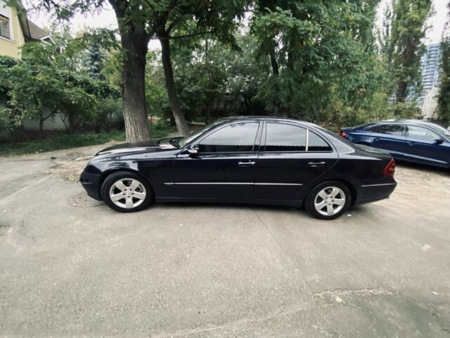 Синій Мерседес 280, об'ємом двигуна 3.2 л та пробігом 414 тис. км за 4300 $, фото 1 на Automoto.ua