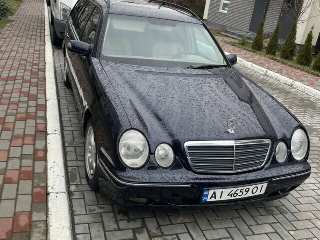 Синій Мерседес 280, об'ємом двигуна 2.8 л та пробігом 277 тис. км за 5200 $, фото 3 на Automoto.ua