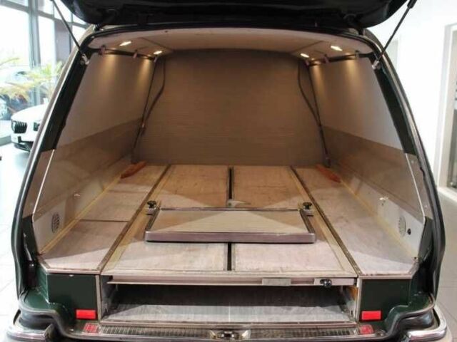 Зеленый Мерседес 280, объемом двигателя 2.8 л и пробегом 340 тыс. км за 17420 $, фото 11 на Automoto.ua