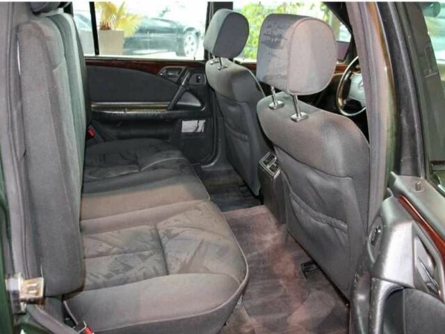 Зеленый Мерседес 280, объемом двигателя 2.8 л и пробегом 340 тыс. км за 17420 $, фото 10 на Automoto.ua