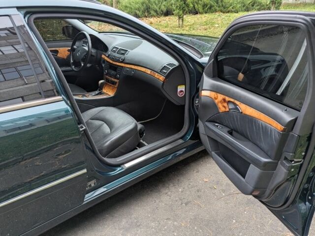 Зеленый Мерседес 280, объемом двигателя 3 л и пробегом 310 тыс. км за 6800 $, фото 6 на Automoto.ua